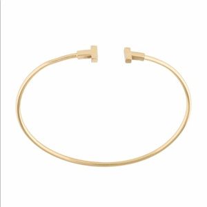 TIFFANY 18K NARROW WIRE BRACELET